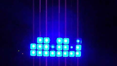 graphic eq built with an arduino - or as it should be called "Spectrum Analyser"