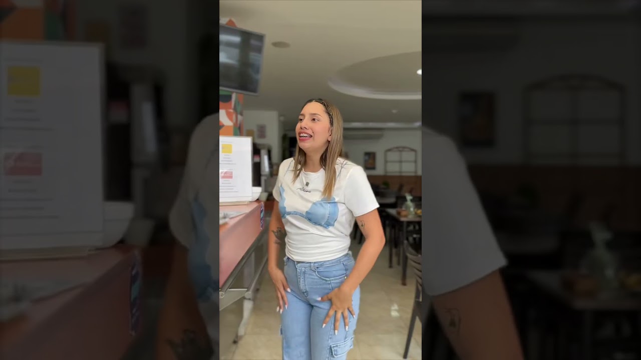 Se llevaba las propinas de sus empleadas con esta excusa y al final recibió una lección.reflexionees