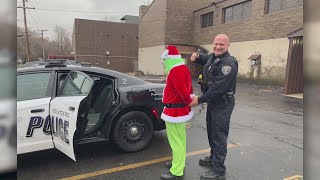 Belvidere police save Christmas