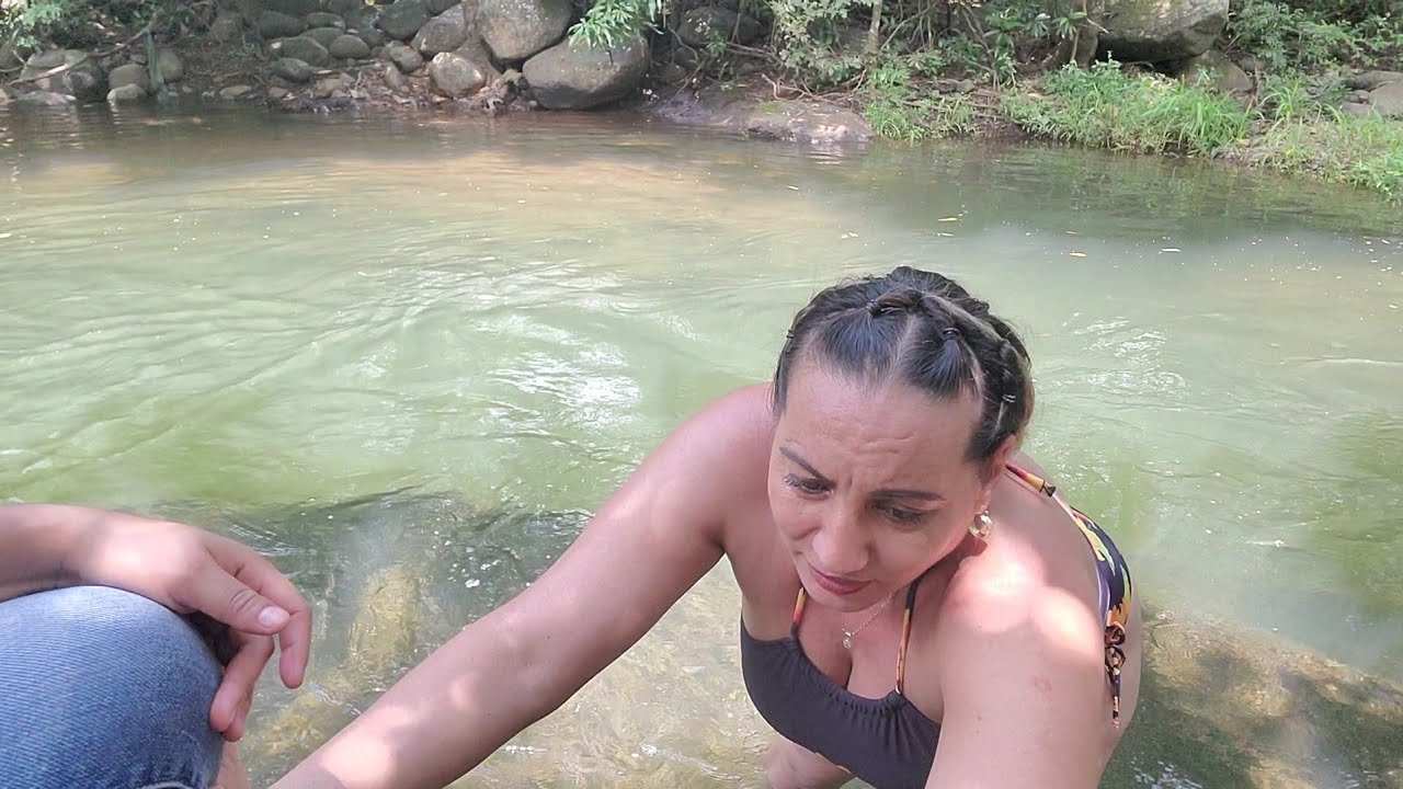 🔴-llegando a conocer este bonito lugar   