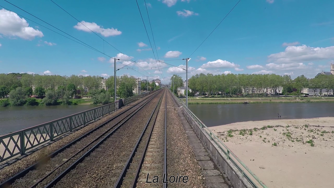 Voyage en cabine: Sur le Bourbonnais, de Saincaize (Nevers) à Cosne