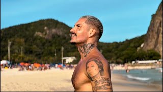 PRAIA NO RJ X CANTANDO COM MANO BROWN