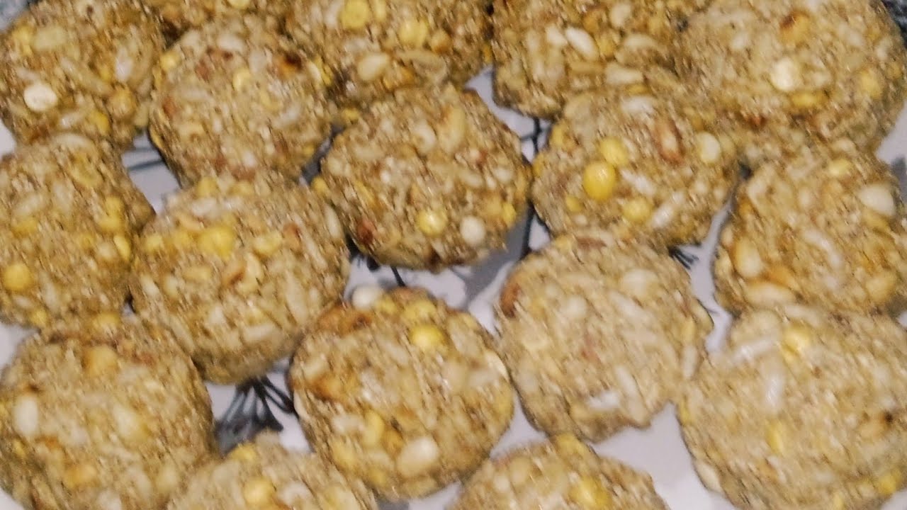 జొన్నబొరుగులు పల్లీల వుండలు ఒకసారి ఇలా చేసారంటే చాలా చాలా రుచిగా వస్తాయి. Healthyladduus.