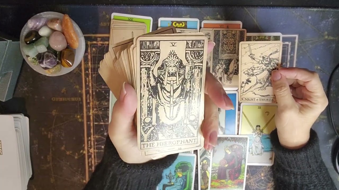 Pisces 🐟  Things are not as they seem right now !