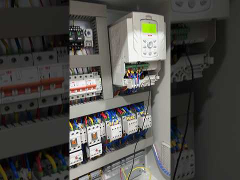 لوحة تحكم لتشغيل 3 مضخات مياه نظام ضغط    كهرباء كهربائي جدة