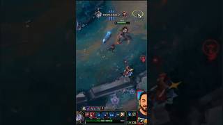 Briar Triple Kill Gank 🔥 | #Briar #LOLShorts #TripleKill #LeagueOfLegends #JungleGank