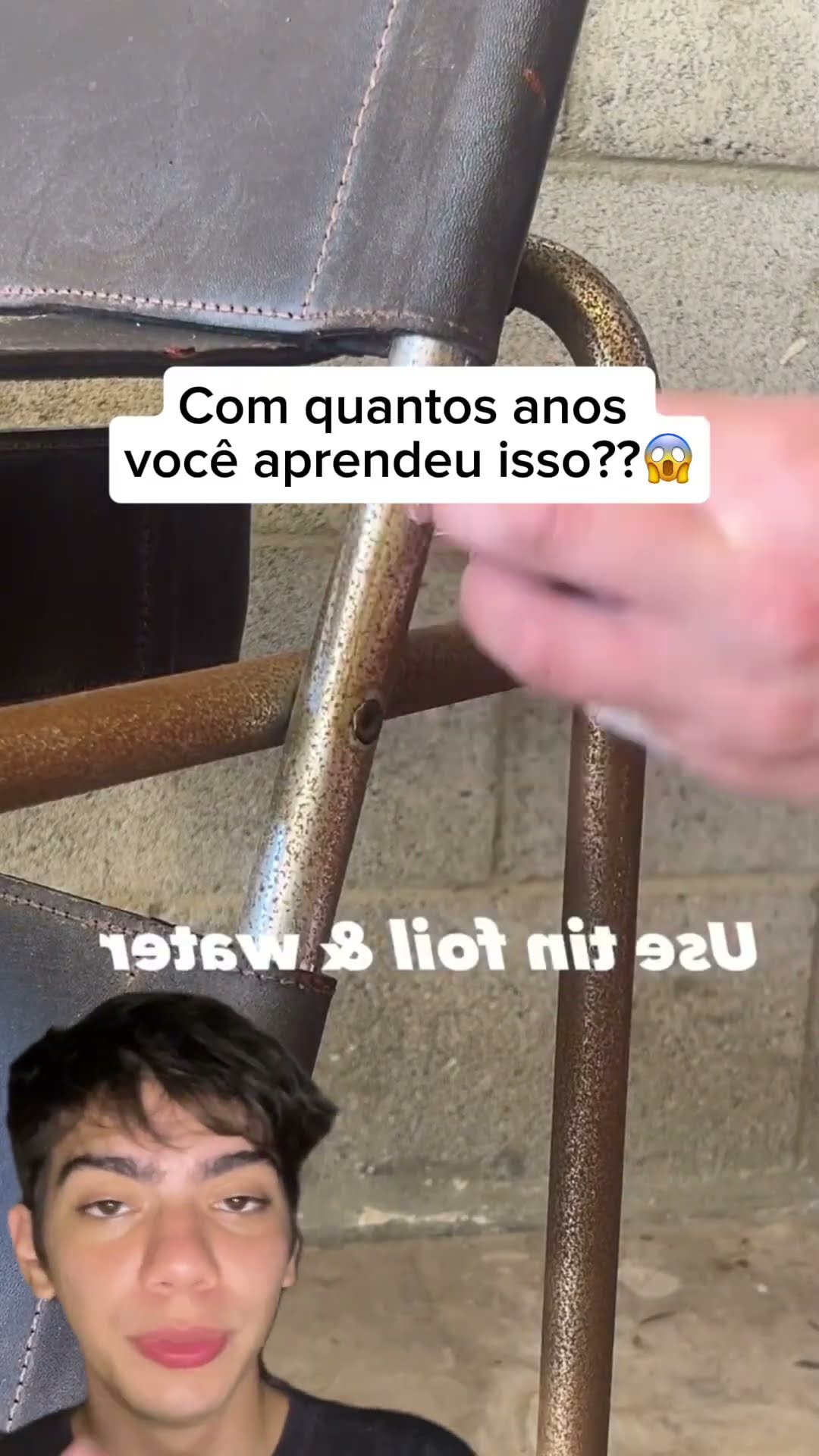 ✨ Papel alumínio e água limpam metal enferrujado e deixam como novo. Simples e eficiente!