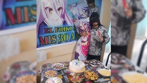 30 años pero siempre con las waifus uwu