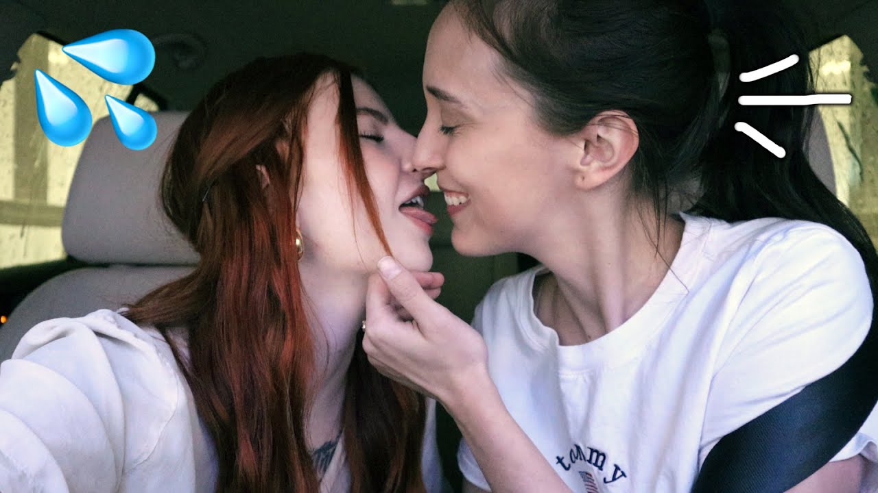 Lesbian Making Out