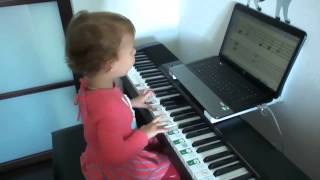 3-year-old baby learning to play piano, to sight-read and to sing screenshot 5