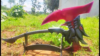 Darius God's axe is made of wood and epoxy resin