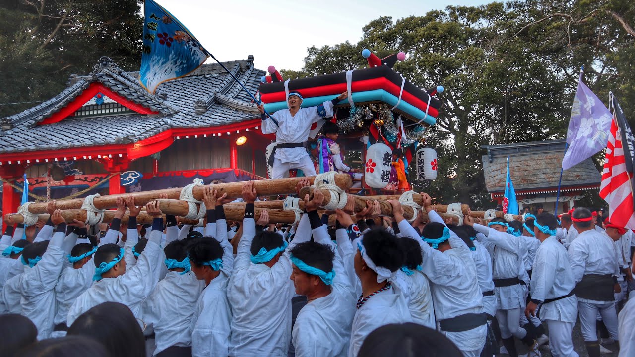 令和5年　宮崎県東臼杵郡門川町　門川だんじり祭り　尾末神社大祭　だんじり　夕方の宮巡り