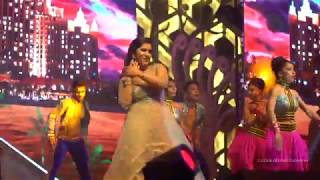 Mash up of taki | proper patola dil toh pagal hai the best dance
performance by groom's sister on sangeet night. all rights reserved
www.coolbluezphot...
