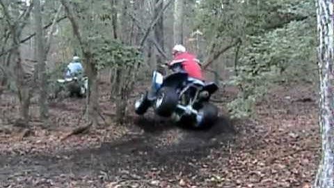 Polaris Phoenix 200 Extreme Offroading (Video)