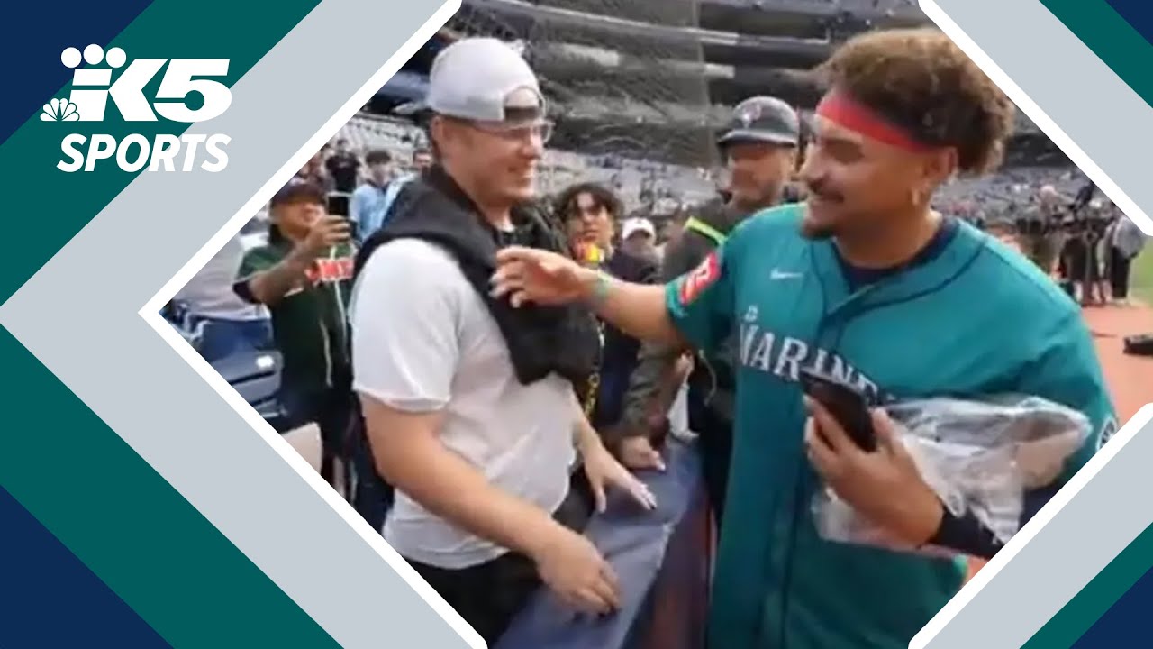 Mariners fans celebrate big game 2 win