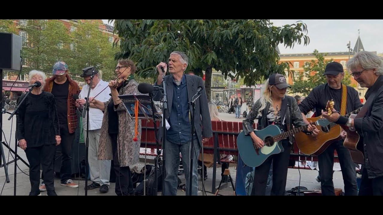 Hyldest til Hyldemor  og Hans Vinding - Lysene tændes