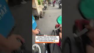 nasib sial buat si abang 😭 #ngakak #sepeda #motor #memes #funny #hiburan #lucy #shorts #fun
