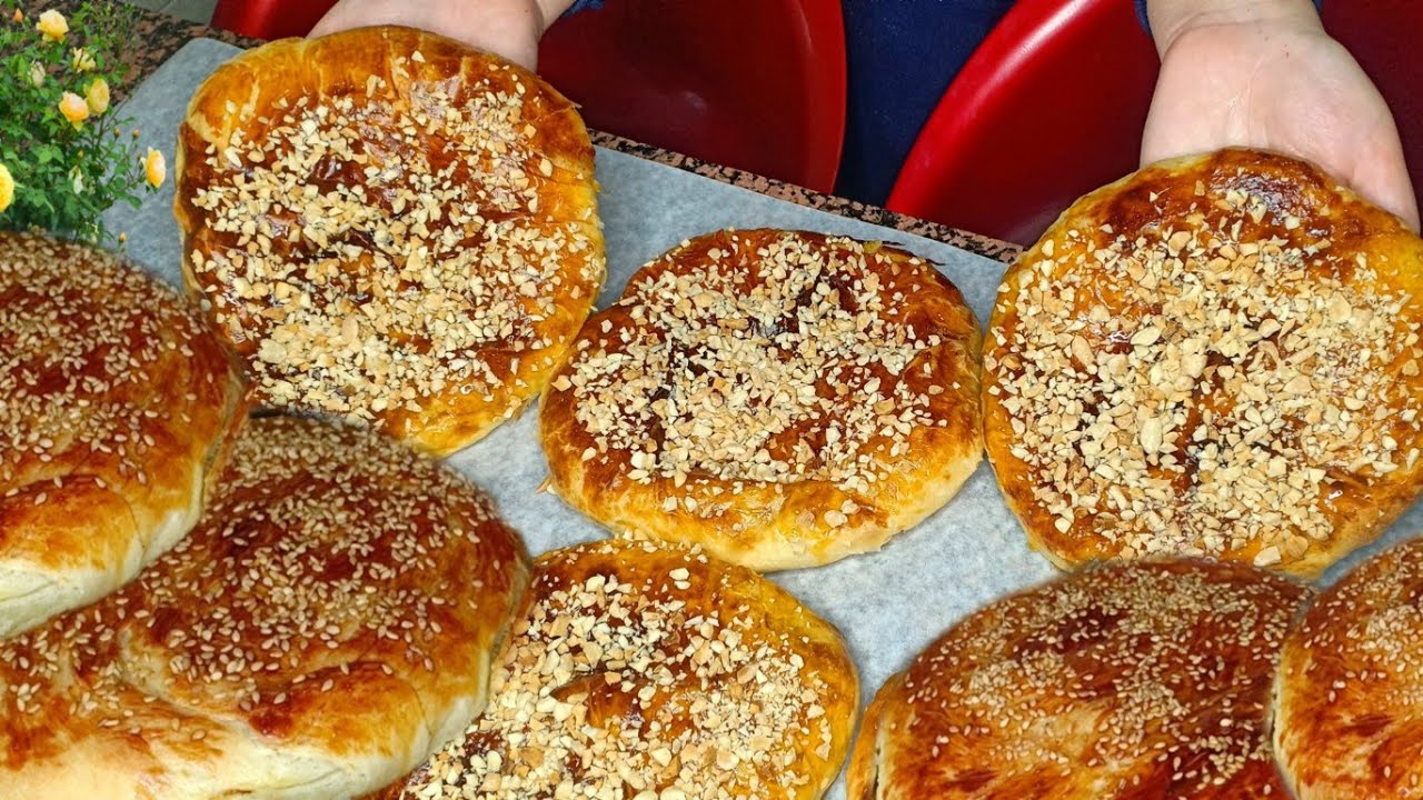 Мкоммар Млави 👌Вы не пропустите его благодаря сладкой, слоёной и хрустящей начинке, которая тает ...