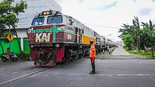 JALUR UNIK KERETA BBM DI SURABAYA