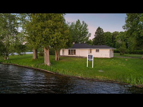 7111 Channel Rd, Petoskey, MI home video tour