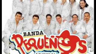 Watch Banda Pequenos Musical Ninguna De Las Dos video