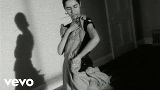 Video thumbnail of "PJ Harvey - Man-Size"