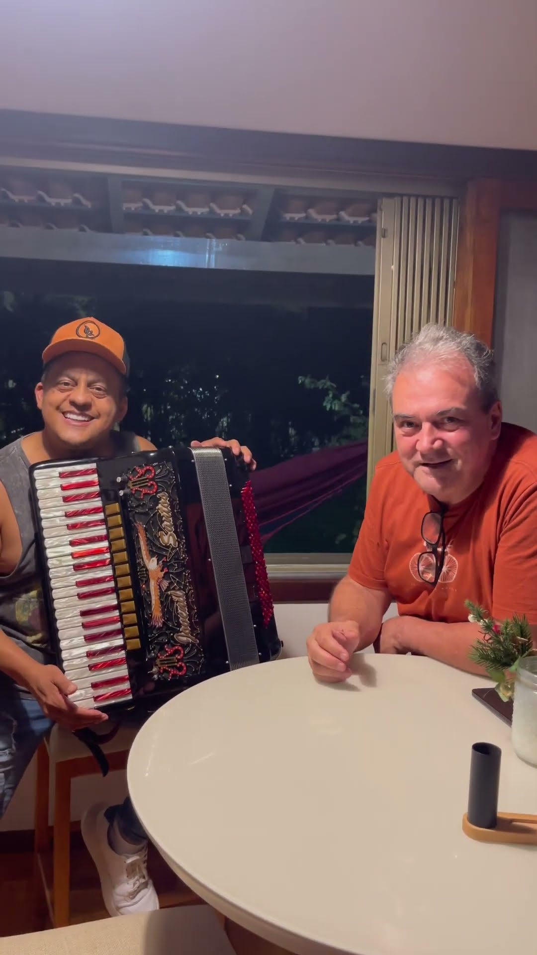 https://rifei.com.br/acordeon-melody-president