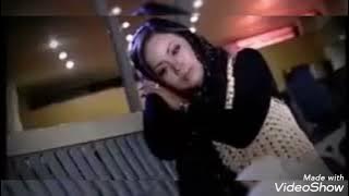 PUTER GILING . EEN CLAFINOVA