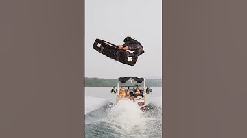 You be the judge. Who has the best favorite trick? Josh Twelker #hyperlitewake