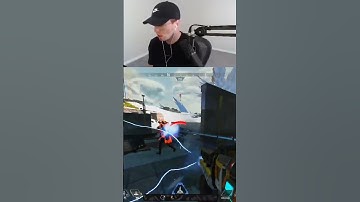 The collat into the 1v2!! 😲😲😲 #shorts #apexlegends #apexclips