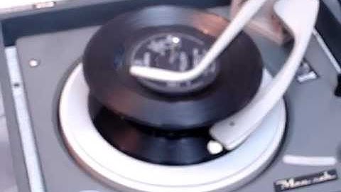 Dansette Bermuda auto change demo