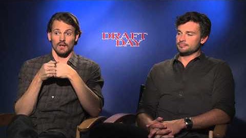Draft Day: Interviews with Josh Pence & Tom Welling