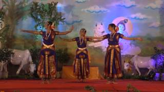 Download Mithe Ras Se Bhari Radha Rani Lage - Colaba Rath Yatra - 2015 Video MP3 Mithe Ras Se Bhari Radha Rani Lage - Colaba Rath Yatra - 2015