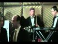 George Hooks, Tzvi Rada, Ron Bertolet and Chaim Golynsky Play Vayehi And Od Yishoma At The Sands.mp4