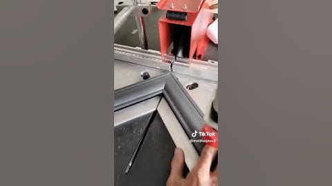 MÁY CẮT NHÔM NỘI THẤT 1 LƯỠI - GIÁ ĐỠ 2 BÊN DÀI 6M