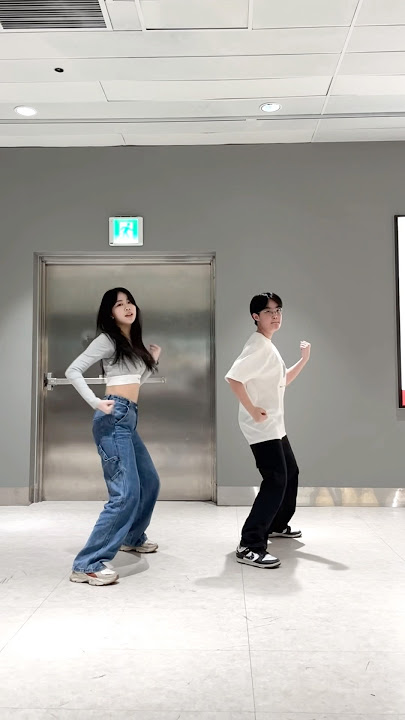 ROSÉ & Bruno Mars - ' APT ' Dance Cover