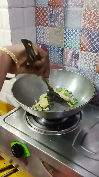 1mnt maggi recipe 😋#youtubeshorts #viralshorts#shorts #trendingshorts#reels #maggi @machhranga972