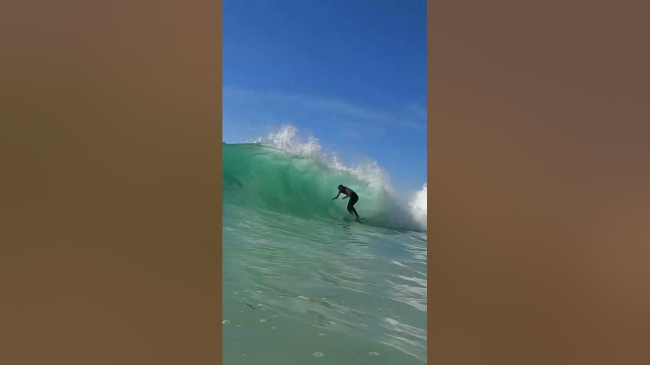 Catching a wave without touching the water?! Filmed by @SoLagLocal