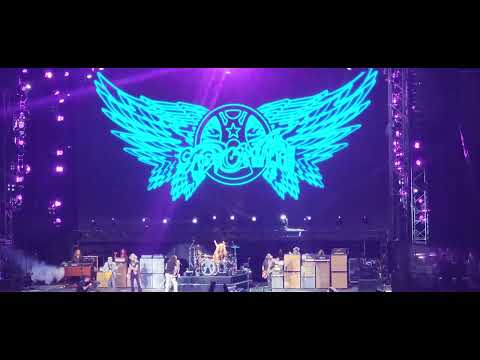 Aerosmith-(Encore)Dream On/Walk This Way/Big Ten Inch-Maine Savings Amphitheater-Bangor, ME-9/4/22