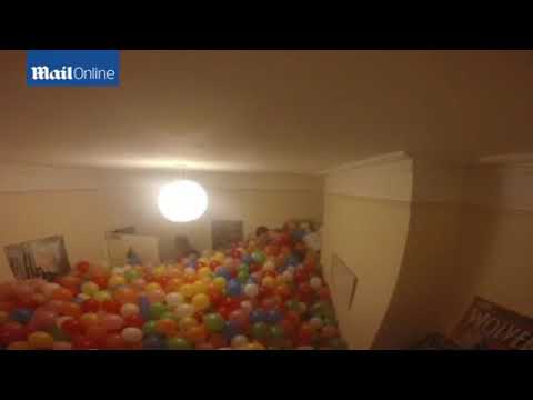 student-goes-crazy-after-finding-5000-balloons-in-his-room!!
