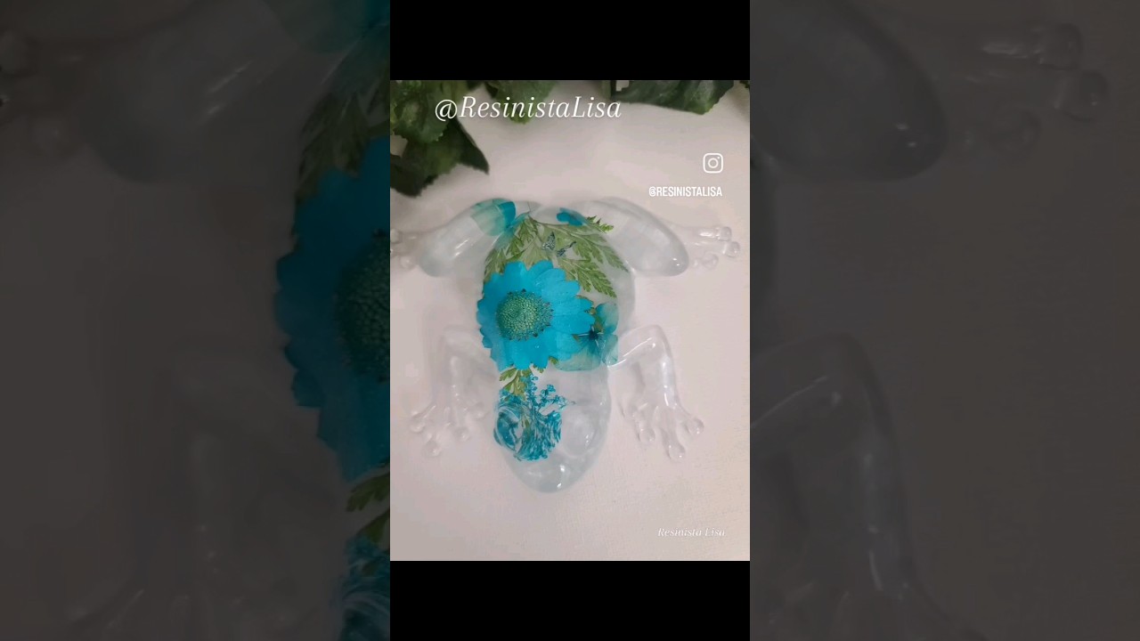 Resin Frog. Do you see the little hidden butterfly?  