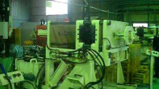 automobile parts gravity casting machine.AVI