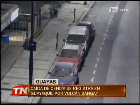 Caída de ceniza se registra en Guayaquil por volcán Sangay