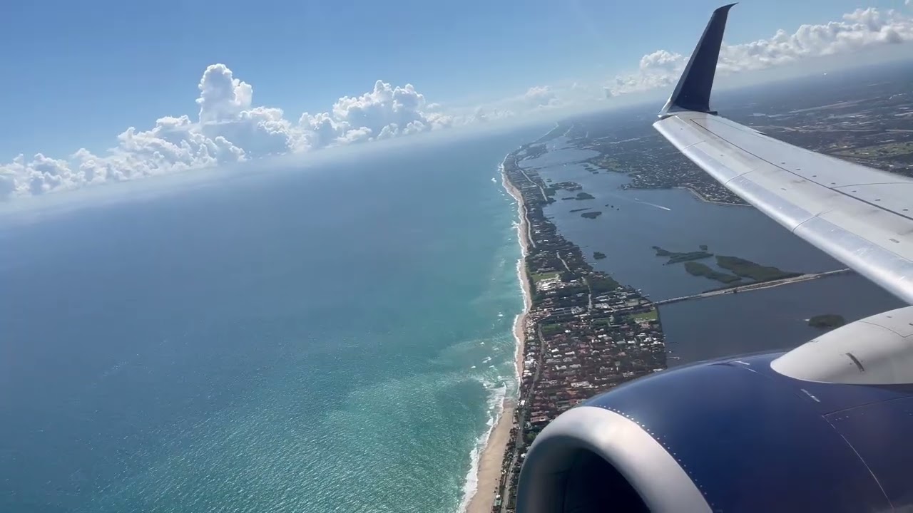 Delta Air Lines Boeing 737-932ER [N929DZ] - Takeoff from PBI - 21OCT2025