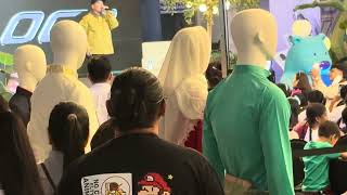 Gloc 9 at SM Annex 