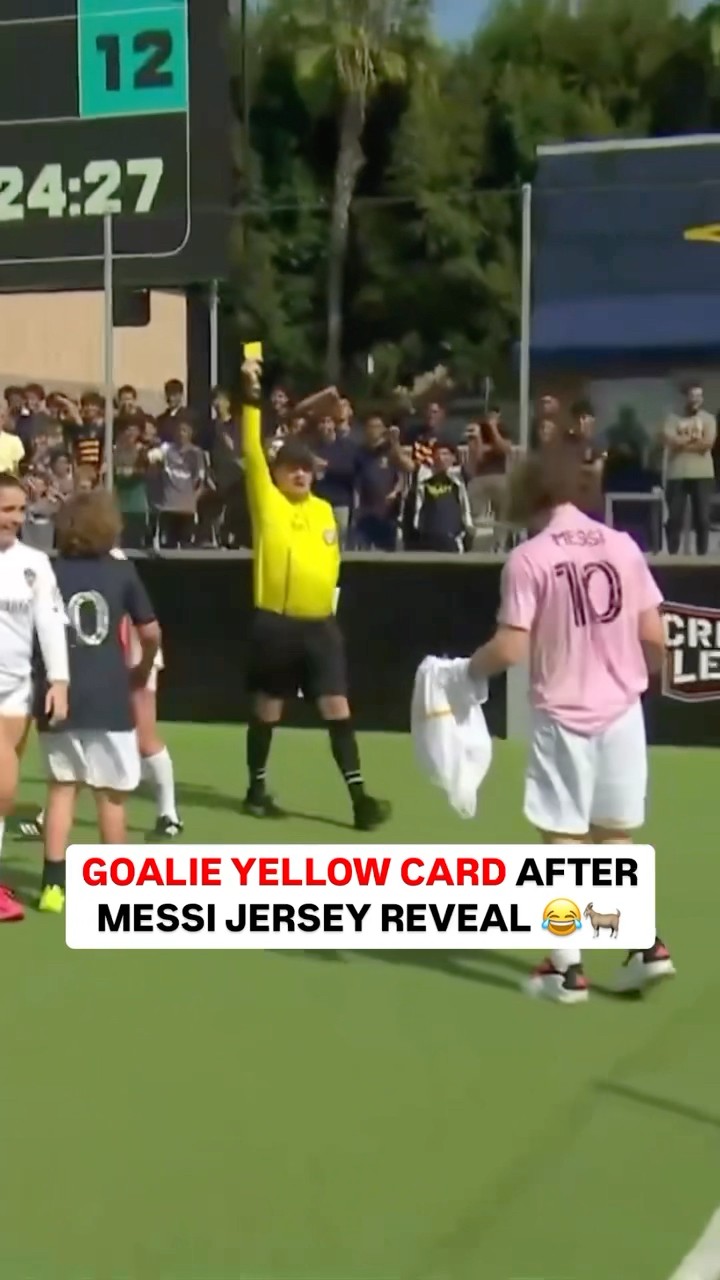 Bro got a yellow card for his Messi jersey ? @AppleTV