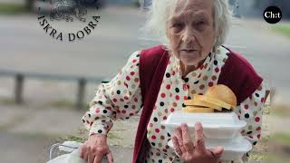 Тисячі обідів щодня: чернігівські волонтери «Іскри Добра» вже кілька тижнів годують херсонців