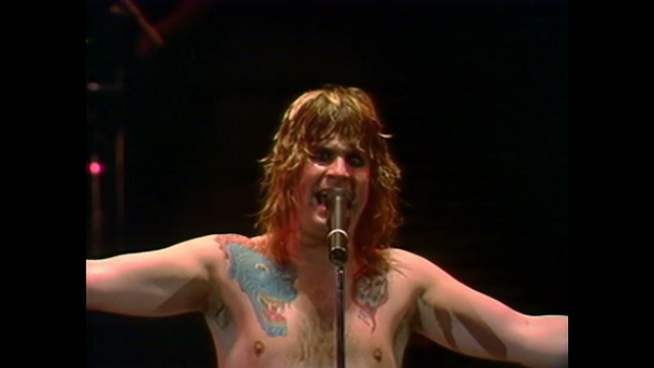 Ozzy Osbourne - Flyin 'High Again (Live in California 1982) (HD 60fps) Ozzy Osbourne - Flyin 'High Again (Live in California 1982) (HD 60fps)