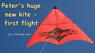 Peter's huge new kite - first flight