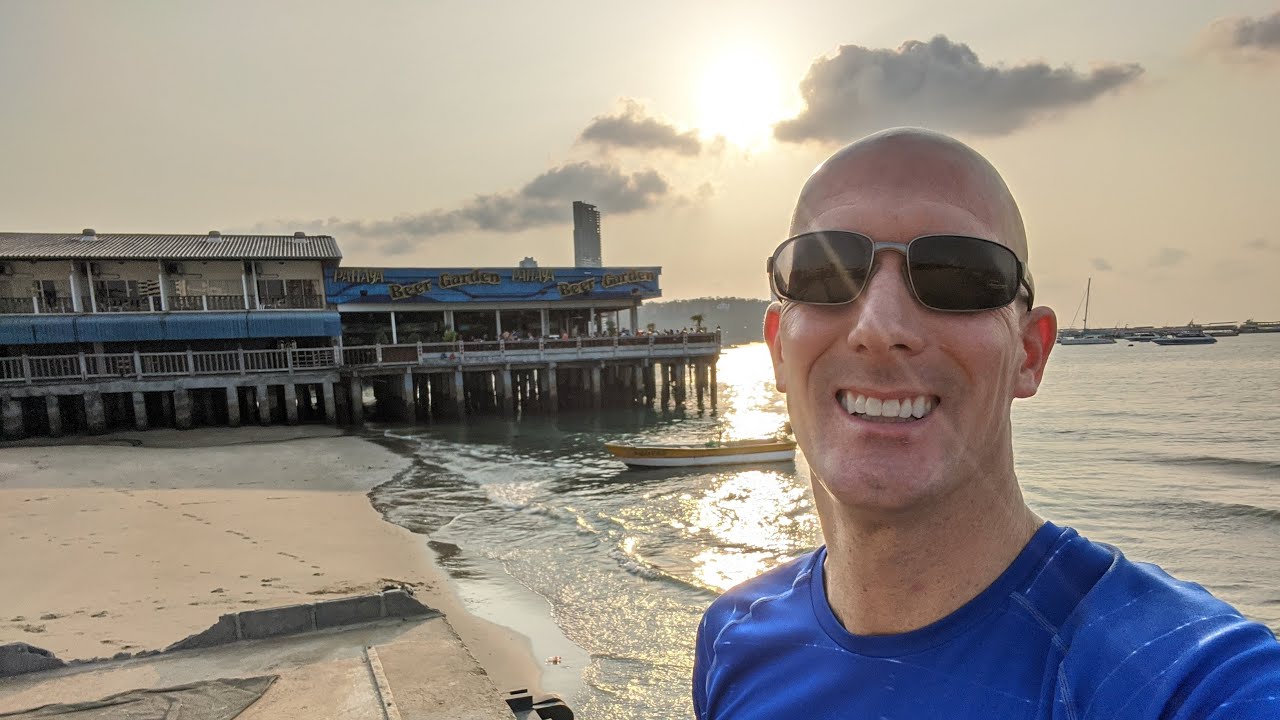 LIVE Sunset Beach Walk Pattaya Thailand